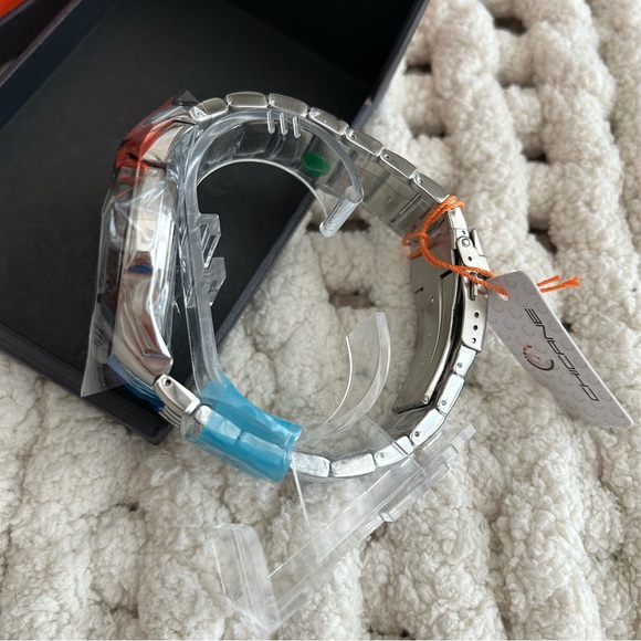 NWT Chicane Chronograph CH4243 Stainless Steel Men's Watch - Picture 10 of 14